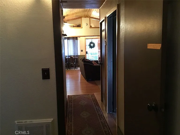 524 Wanita Ln — Photo 15