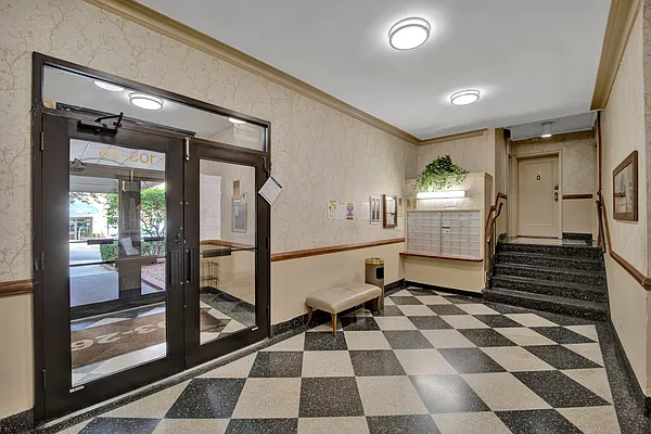 Rented by Prime Realty | media 44