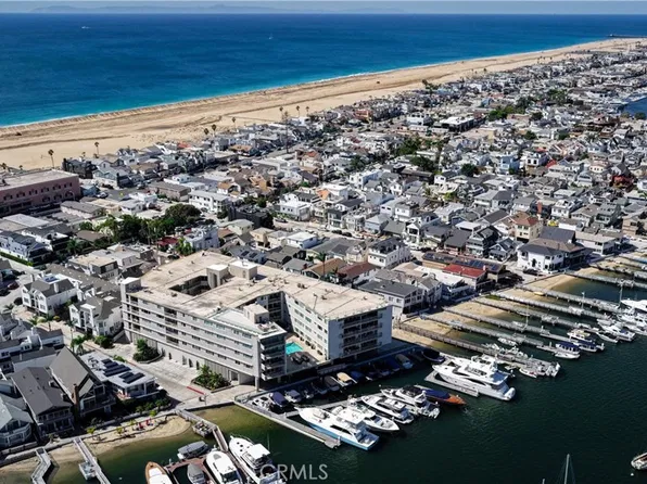 310 Fernando St APT 208, Newport Beach, CA 92661