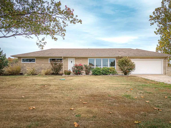 8828 S Gun Club Rd, Mount Vernon, IN 47620