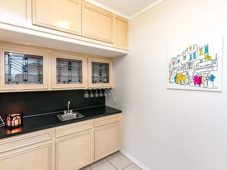 7005 Madiera Dr — Photo 9