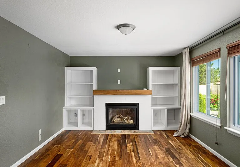 4635 W 63rd Pl — Photo 12