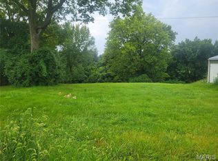 411 N 6th St, Elsberry, MO 63343