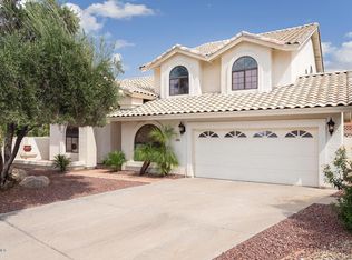 3415 E Granite View Dr, Phoenix, AZ 85044