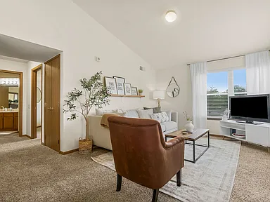 Astral - 2 Bed / 2 Bath - 918-1,000 Sq.Ft.