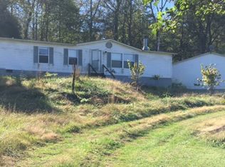 124 Old Andersonville Pike, Heiskell, TN 37754