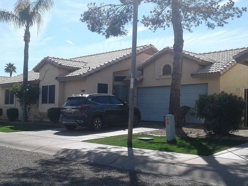 2nd image of 8909 W Acapulco Ln