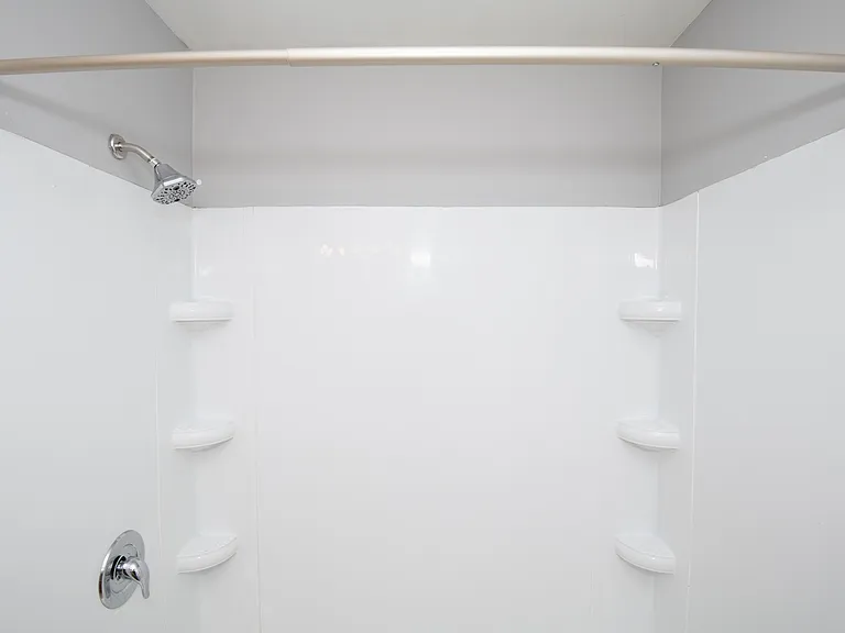 1451 Pershing Blvd — Photo 6