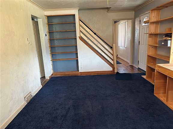 4th image of 1311 Athalia Ave