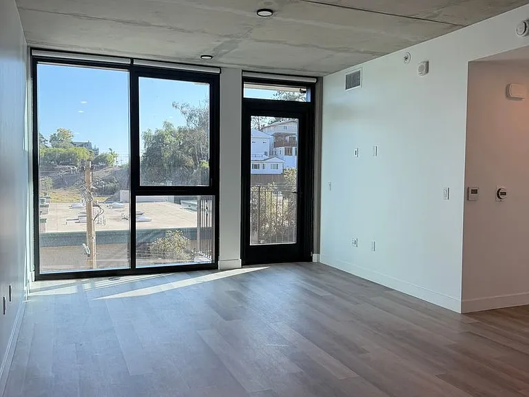 Rainford Apartments — Photo 101