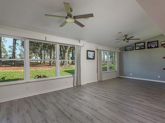 5th image of 9742 Oakwood Hills Ct