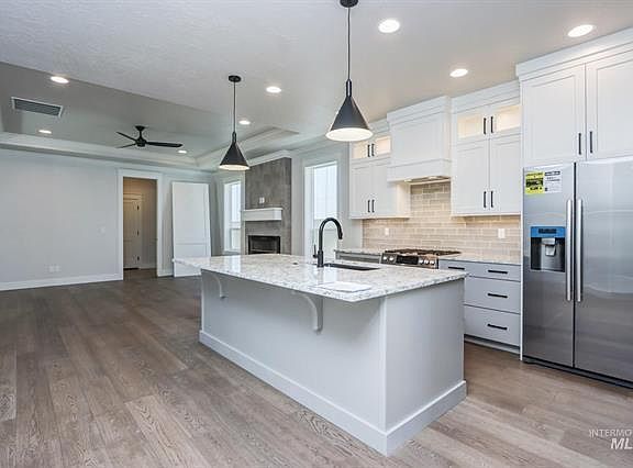 Kitchen area
