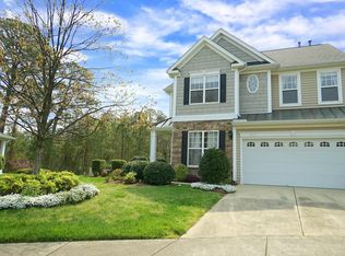 517 Hilltop View St, Cary, NC 27513