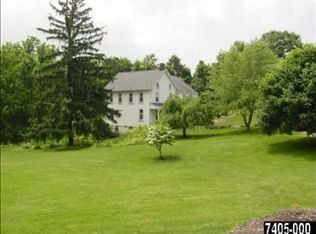 60 White Oak Rd, Red Lion, PA 17356