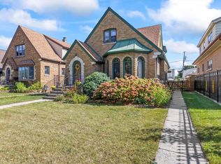 3354 S 11th St, Milwaukee, WI 53215