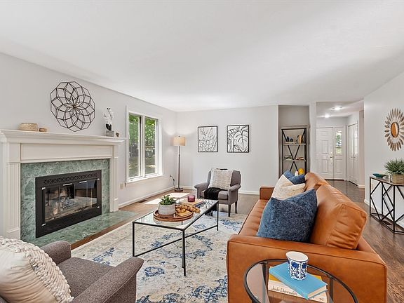 5th image of 77 Parkhurst Dr #77
