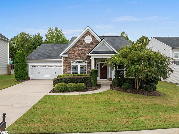 2nd image of 51 Barlow Ct