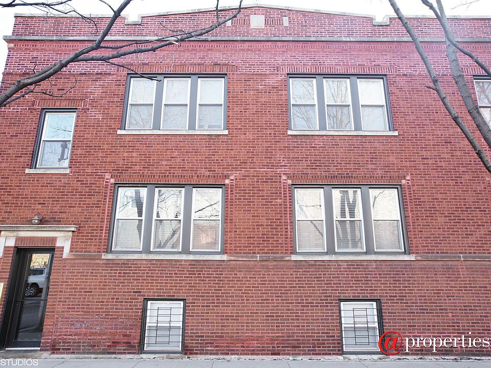 1st image of 2321 W Waveland Ave