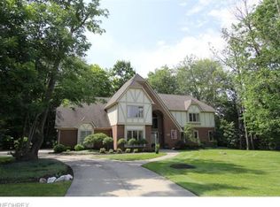 6548 Canterbury Dr, Hudson, OH 44236