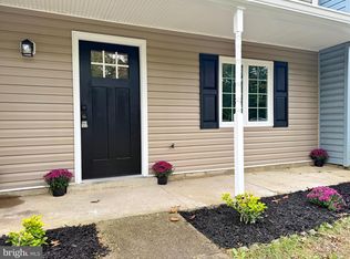 1610 Pin Oak Dr, Waldorf, MD