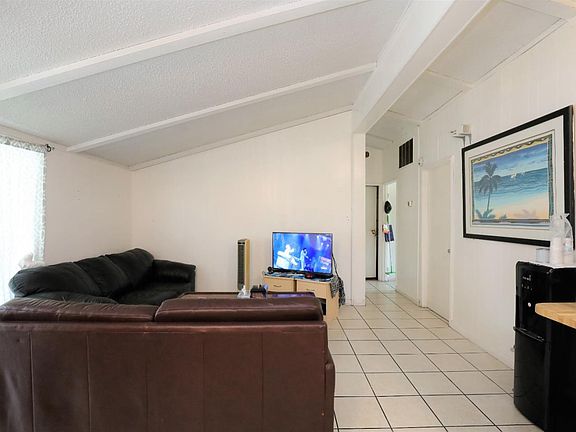 2nd image of 1411 Sunshine Ct #1411