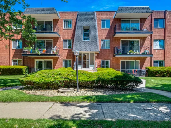 5712 128th St APT 1D, Crestwood, IL 60418