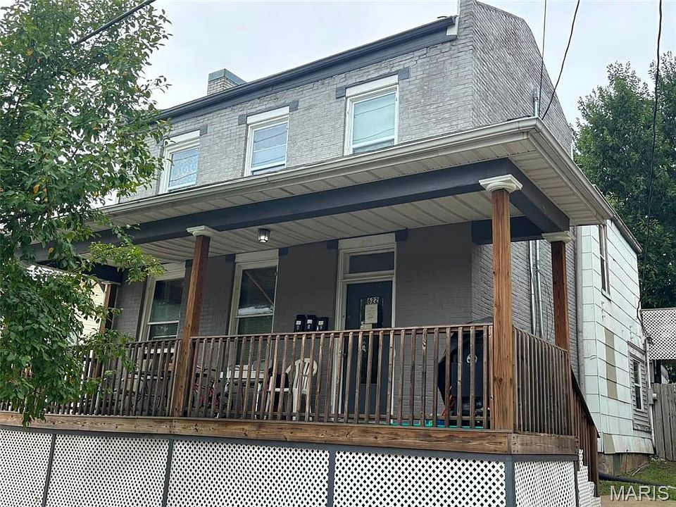 1st image of 622 Center St