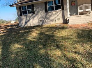 2646 Waterberry Ln, Grand Ridge, FL 32442