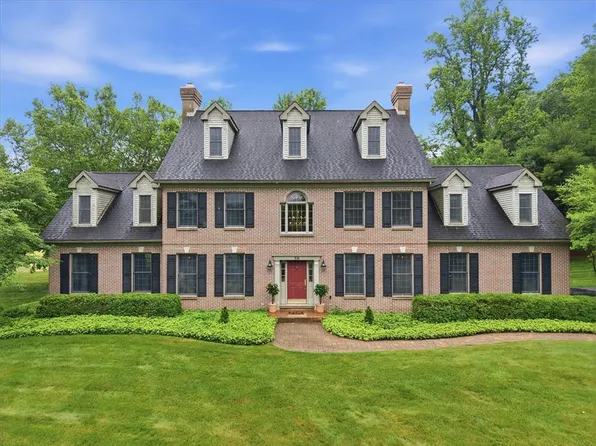 55 Church Rd, Hellertown, PA 18055