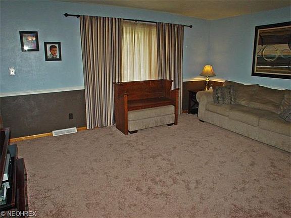 2nd image of 268 Patricia Ave
