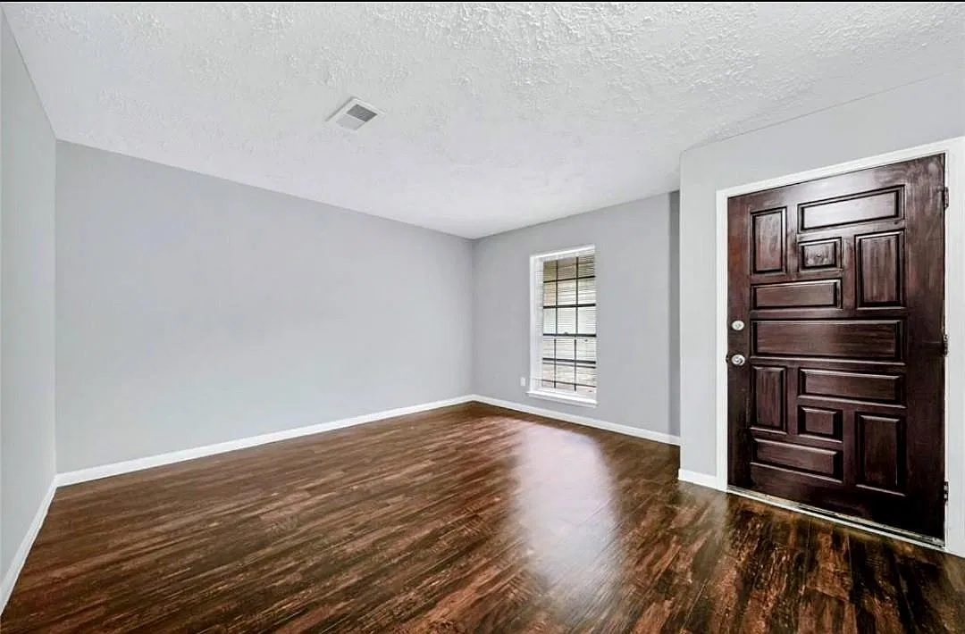 4 bed, 2.0 bath, 1740 sqft, $2,175 — Photo 4