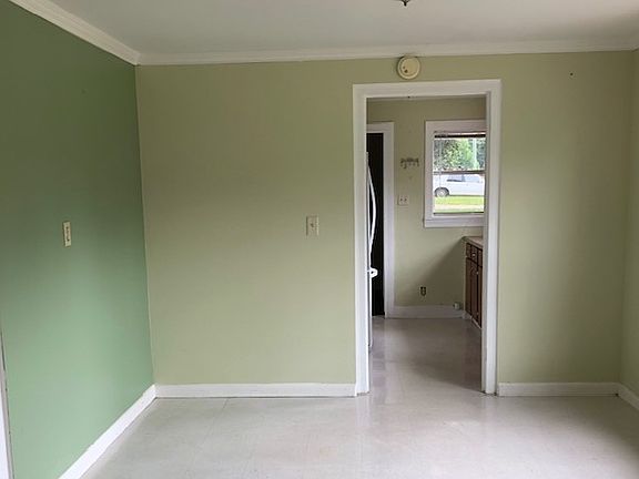 2nd image of 410 White Ave SE