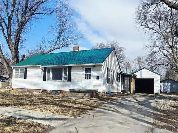 1106 Chestnut St, Tarkio, MO 64491