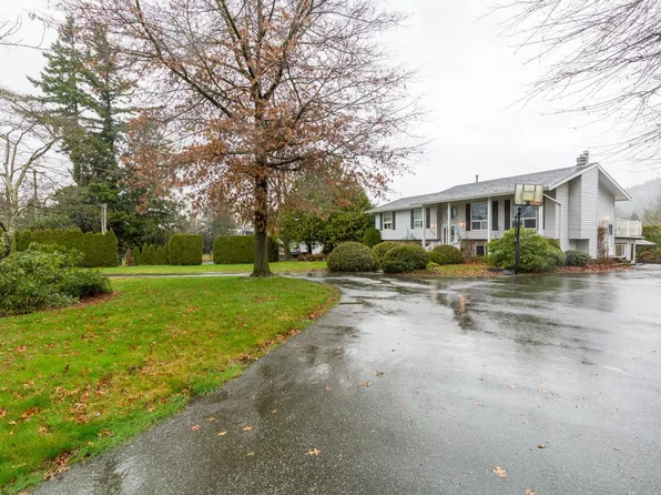 3996 Eckert St, Chilliwack, BC V2R 5J6