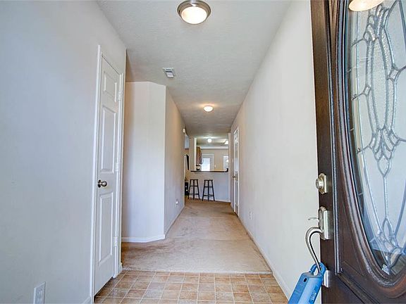 4th image of 2939 Sage Bluff Ave