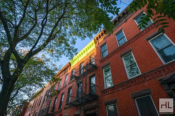 Rented by Highline Residential | media 29