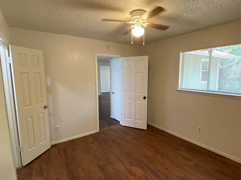 806 Sirocco Dr #A — Photo 6