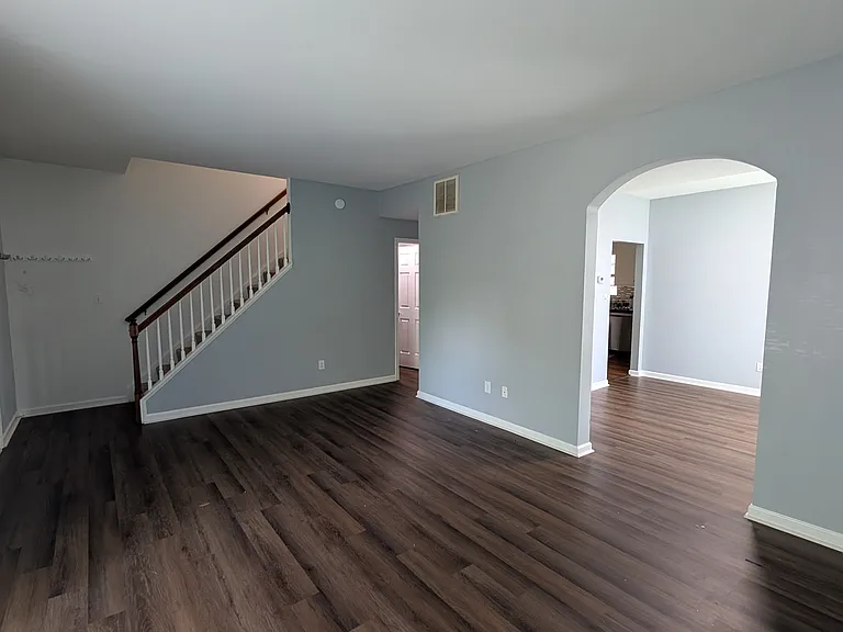 2230 Hummingbird Ln — Photo 3