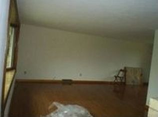 2092 Avella Rd, Avella, PA 15312