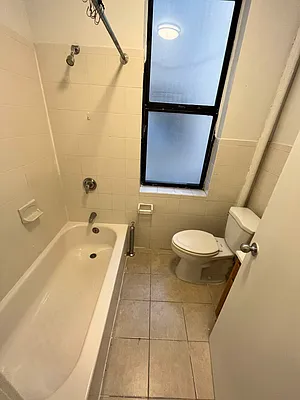 Rented by Reyes & Elsamad Real Estate Group | media 8