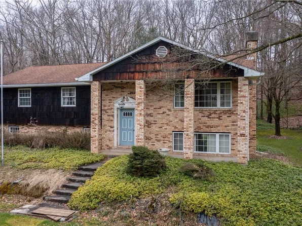 2330 Orangeville Rd, Hermitage, PA 16148