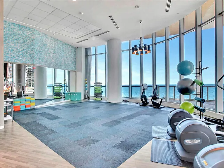 4111 S Ocean Dr #ID1227451P — Photo 30