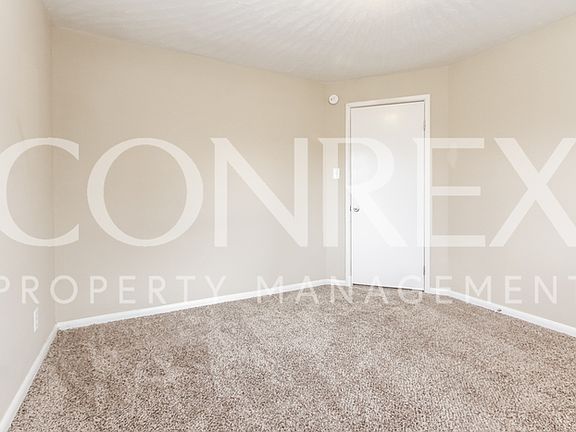 4th image of 5036 E 40th St