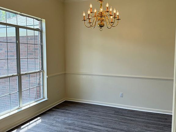 3rd image of 127 Sea Palm Rd