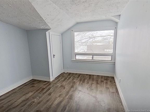 3rd image of 385 Grand Pre St #383