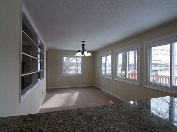 4th image of 4271 Barbrick St