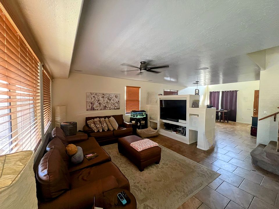 1st image of 14608 W Amelia Ave