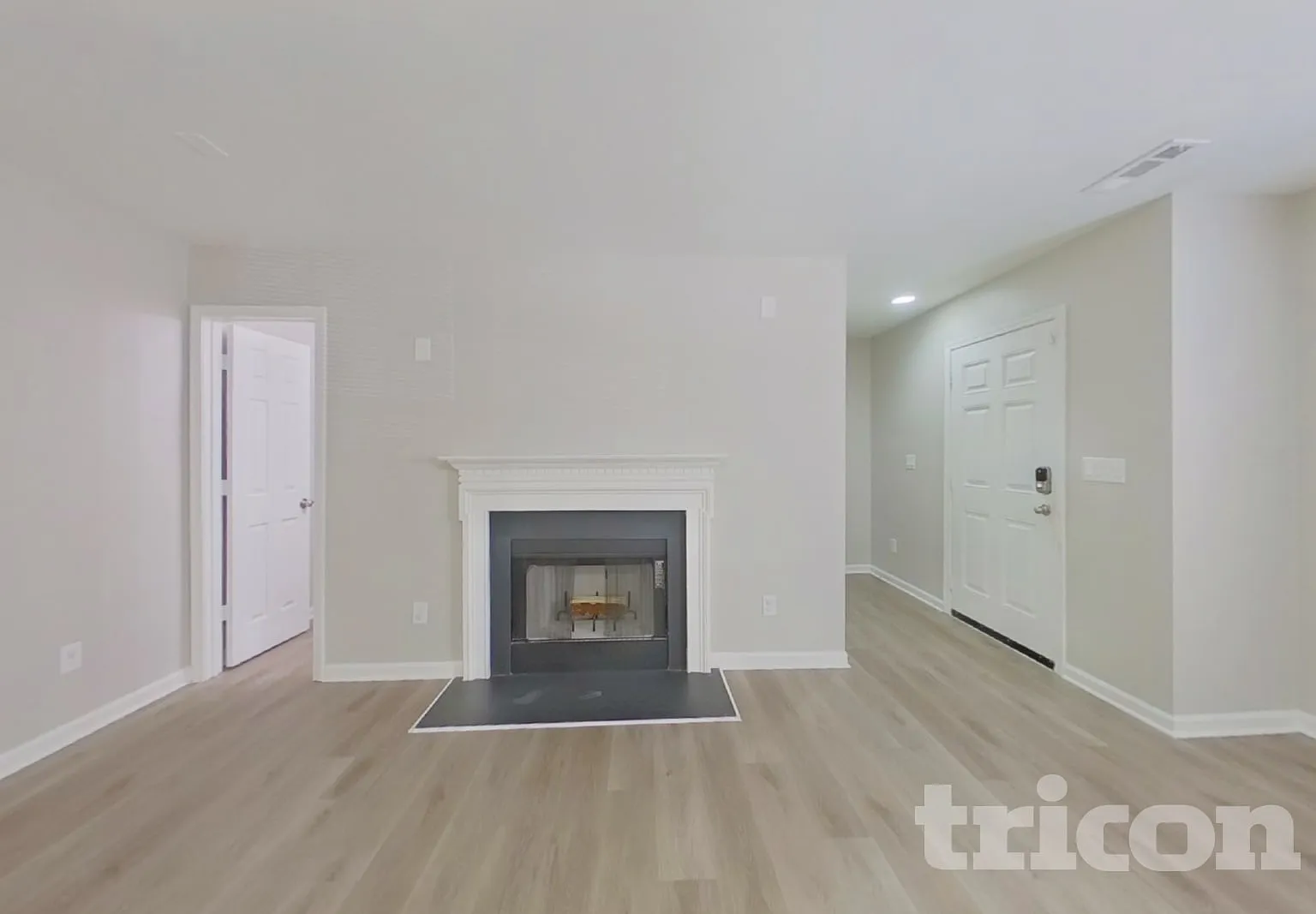 1131 Delander Lane Charlotte NC — Photo 3