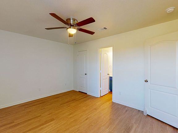 4th image of 2319 Terrace Dr