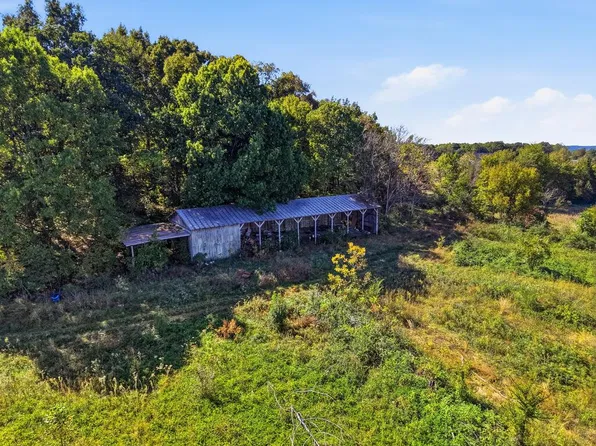 2109 Verna Qualls Rd, Sparta, TN 38583